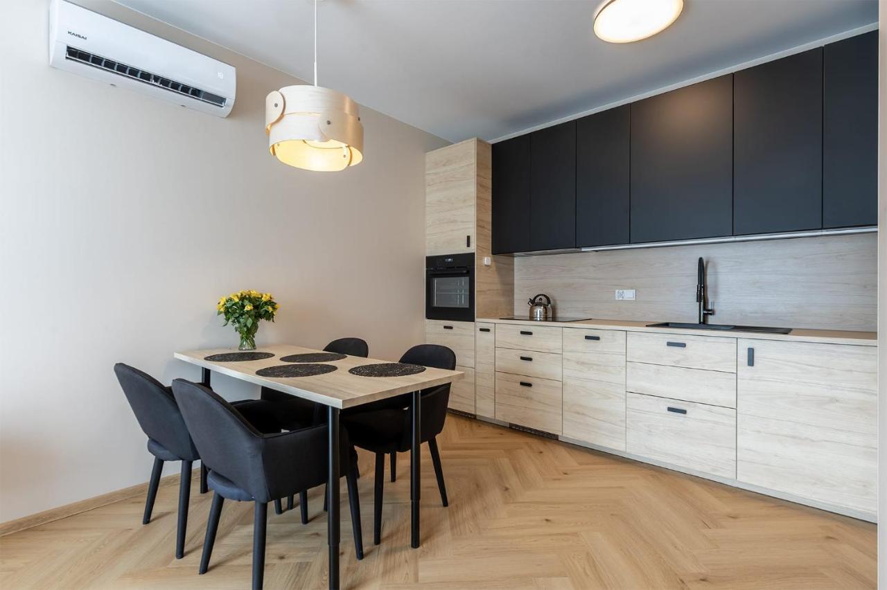 Apartament Manufaktura Z Miejscem Parkingowym *